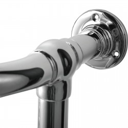 Victoria Traditional Towel Rail - 673 x 963mm Closeup