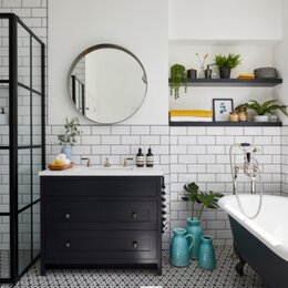Modern Anthracite Bathroom😍

#modern #bathroom #anthracite #sleek #bathroomsofinstagram #postoftheday